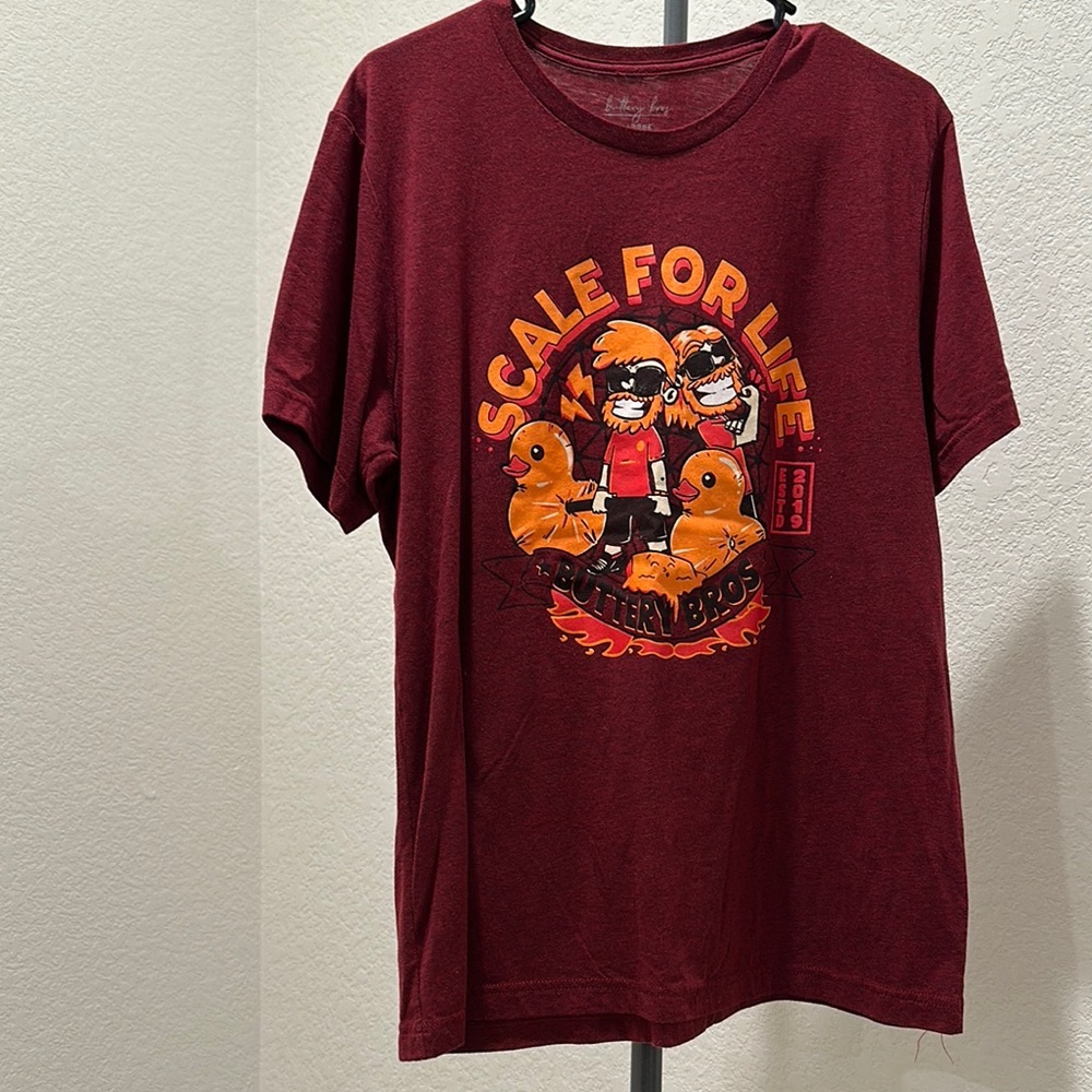 Burgundy Graphic Tee - Short Sleeve